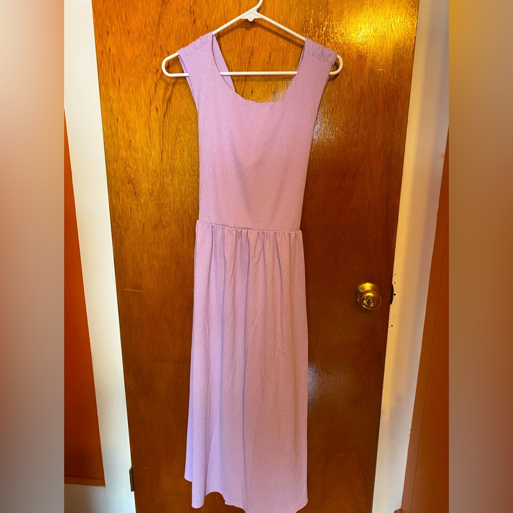 BNWT Kaileigh Amanda criss cross back midi dress